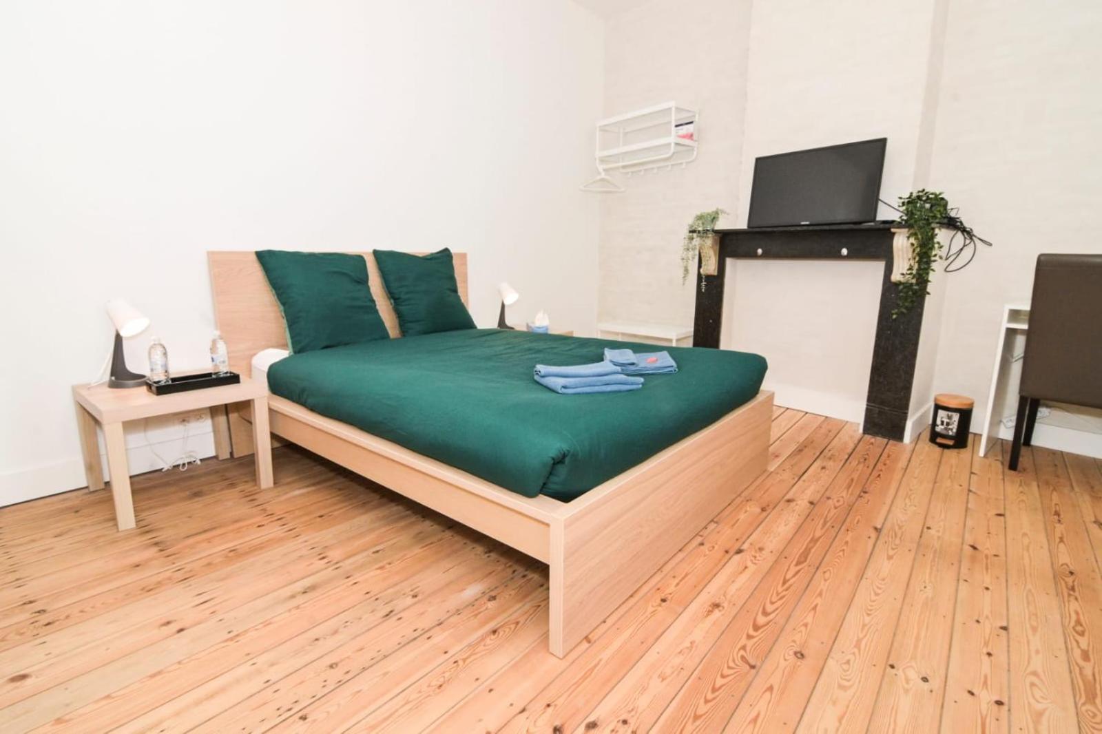 Cozy And Confortable Room Near Brussels Central Station ภายนอก รูปภาพ